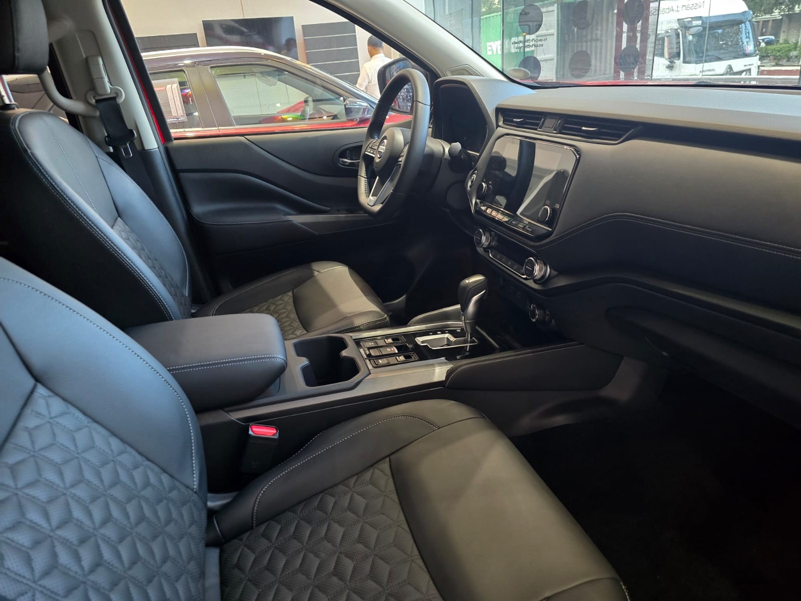 Used 1
                    NISSAN
                     for Sale Image