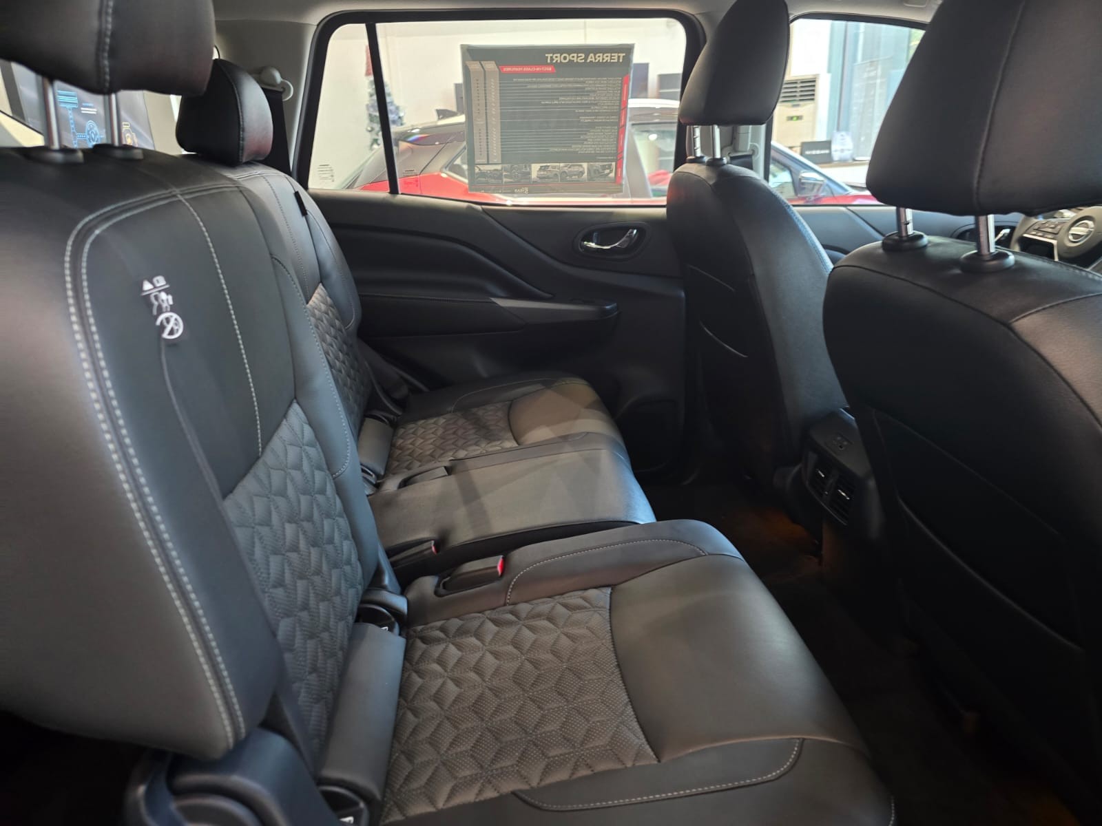 Used 1
                    NISSAN
                     for Sale Image