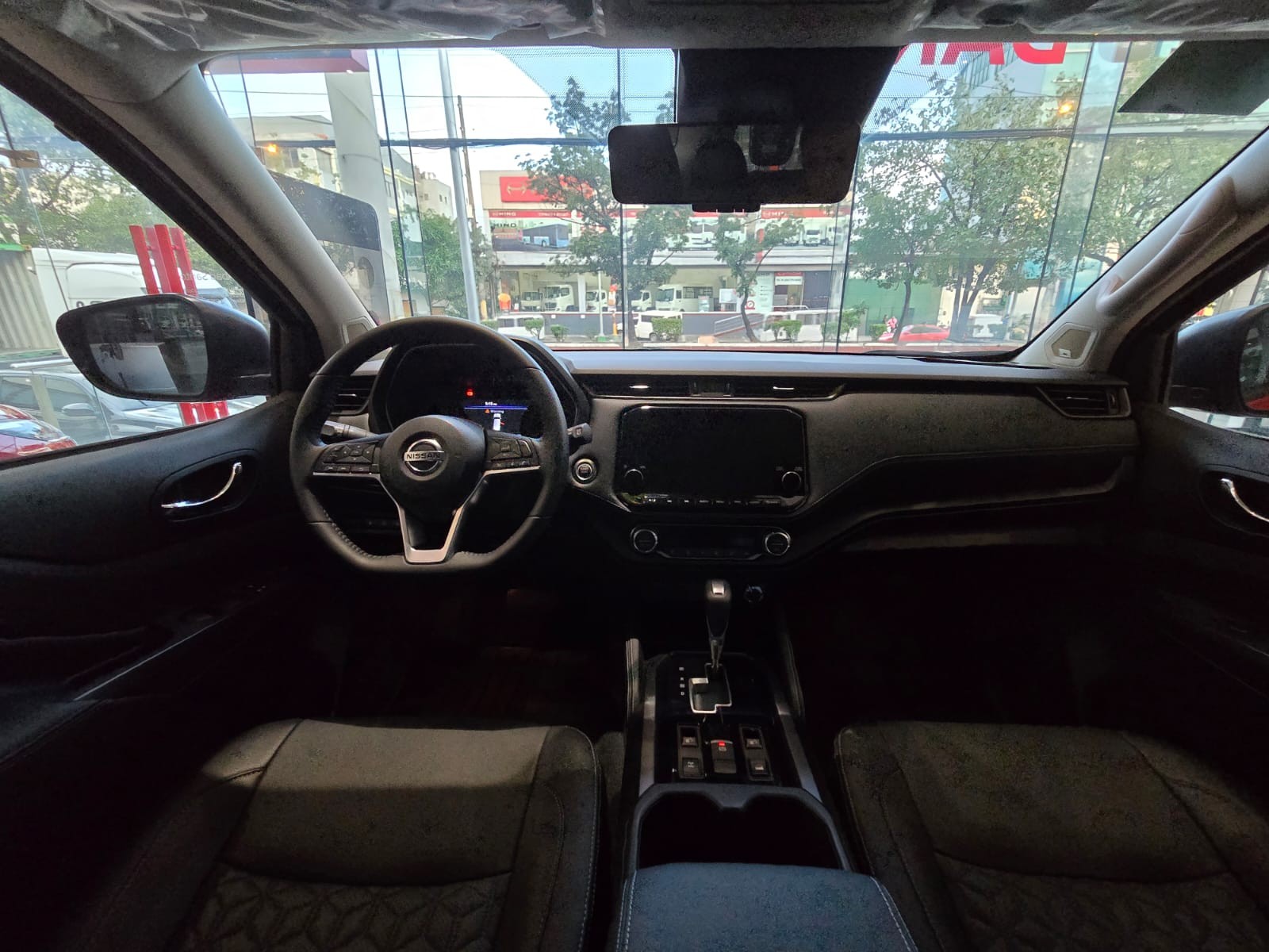 Used 1
                    NISSAN
                     for Sale Image