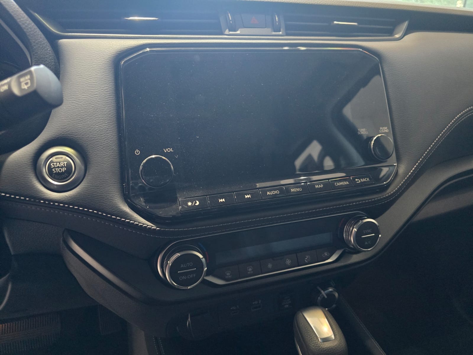 Used 1
                    NISSAN
                     for Sale Image