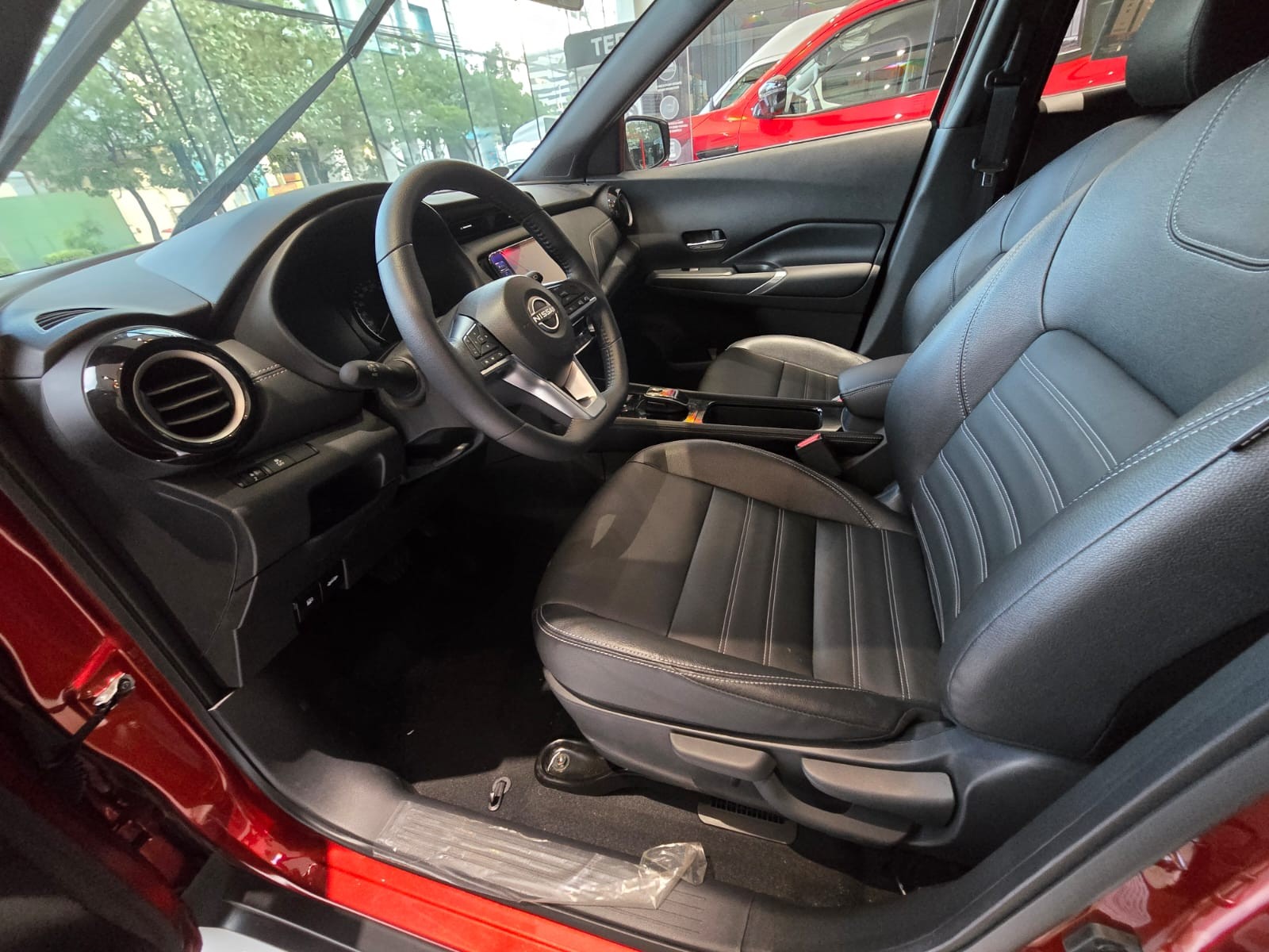 Used 1
                    NISSAN
                     for Sale Image