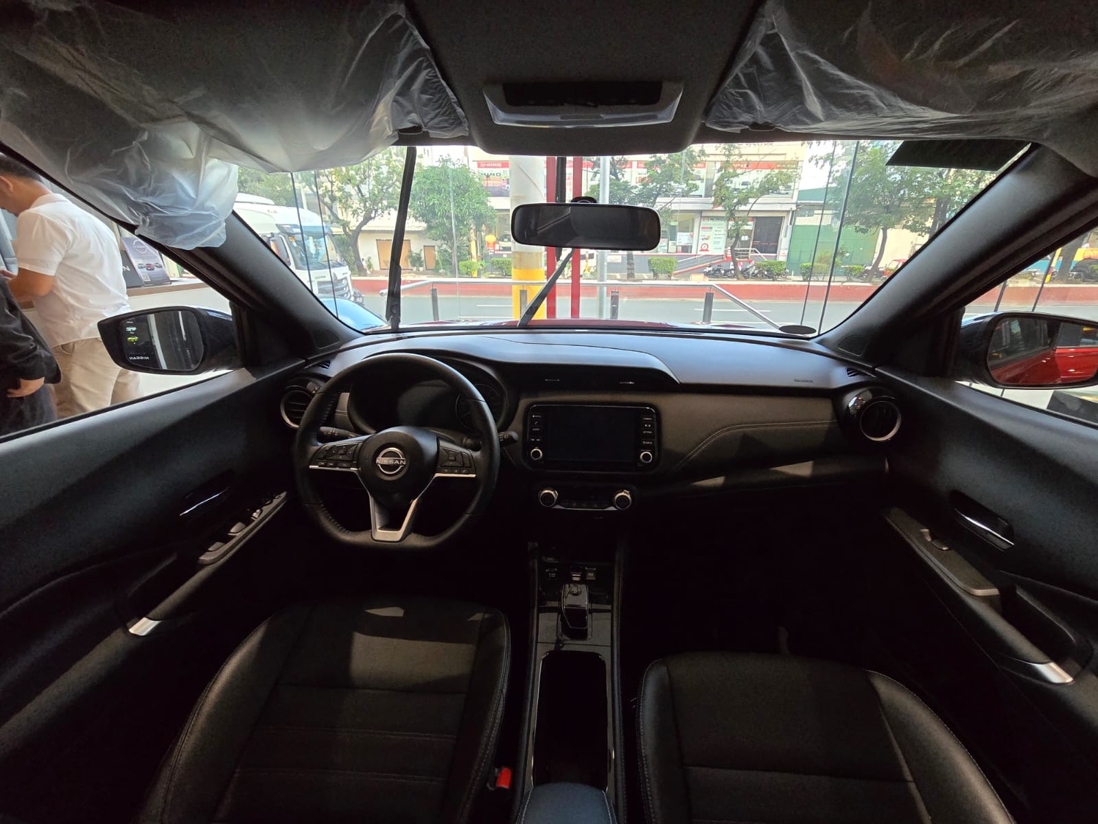 Used 1
                    NISSAN
                     for Sale Image