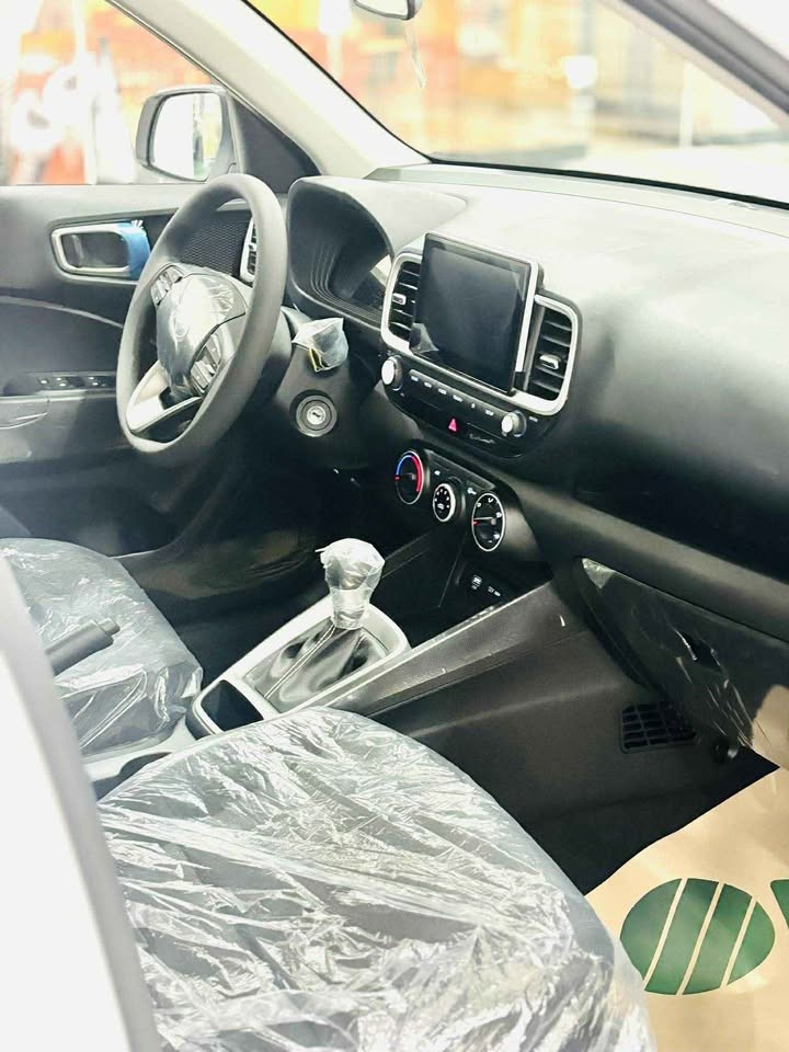 Used 1
                    HYUNDAI
                     for Sale Image