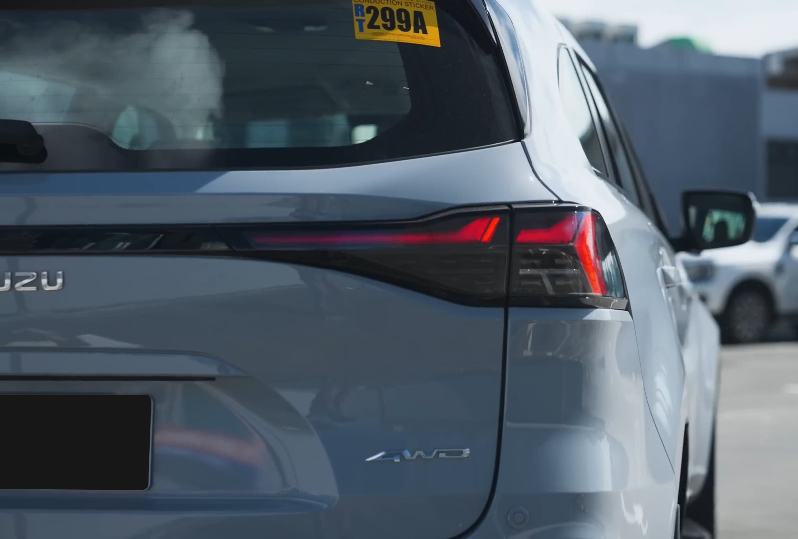 Used 1
                    ISUZU
                     for Sale Image