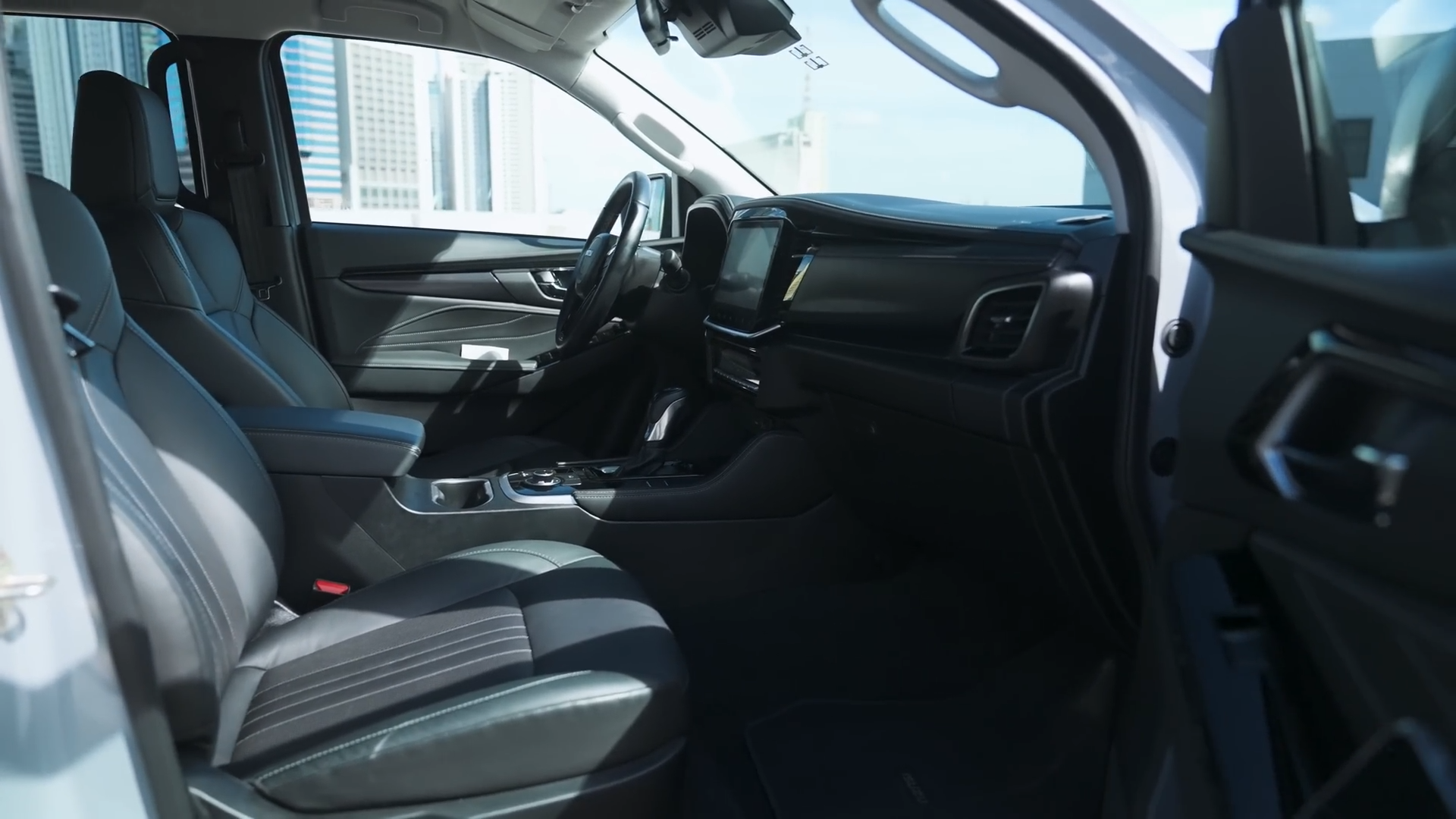 Used 1
                    ISUZU
                     for Sale Image