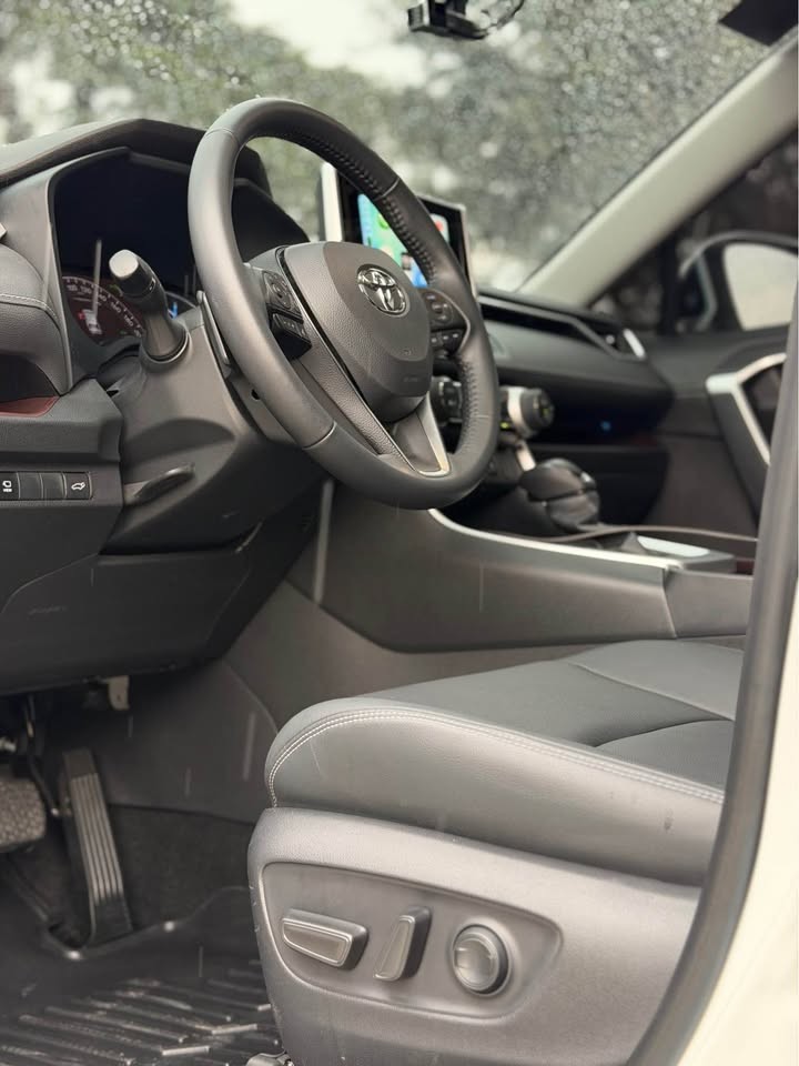 Used 1
                    TOYOTA
                     for Sale Image