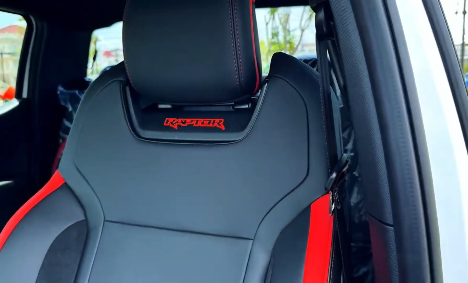 Used 1
                    FORD
                     for Sale Image