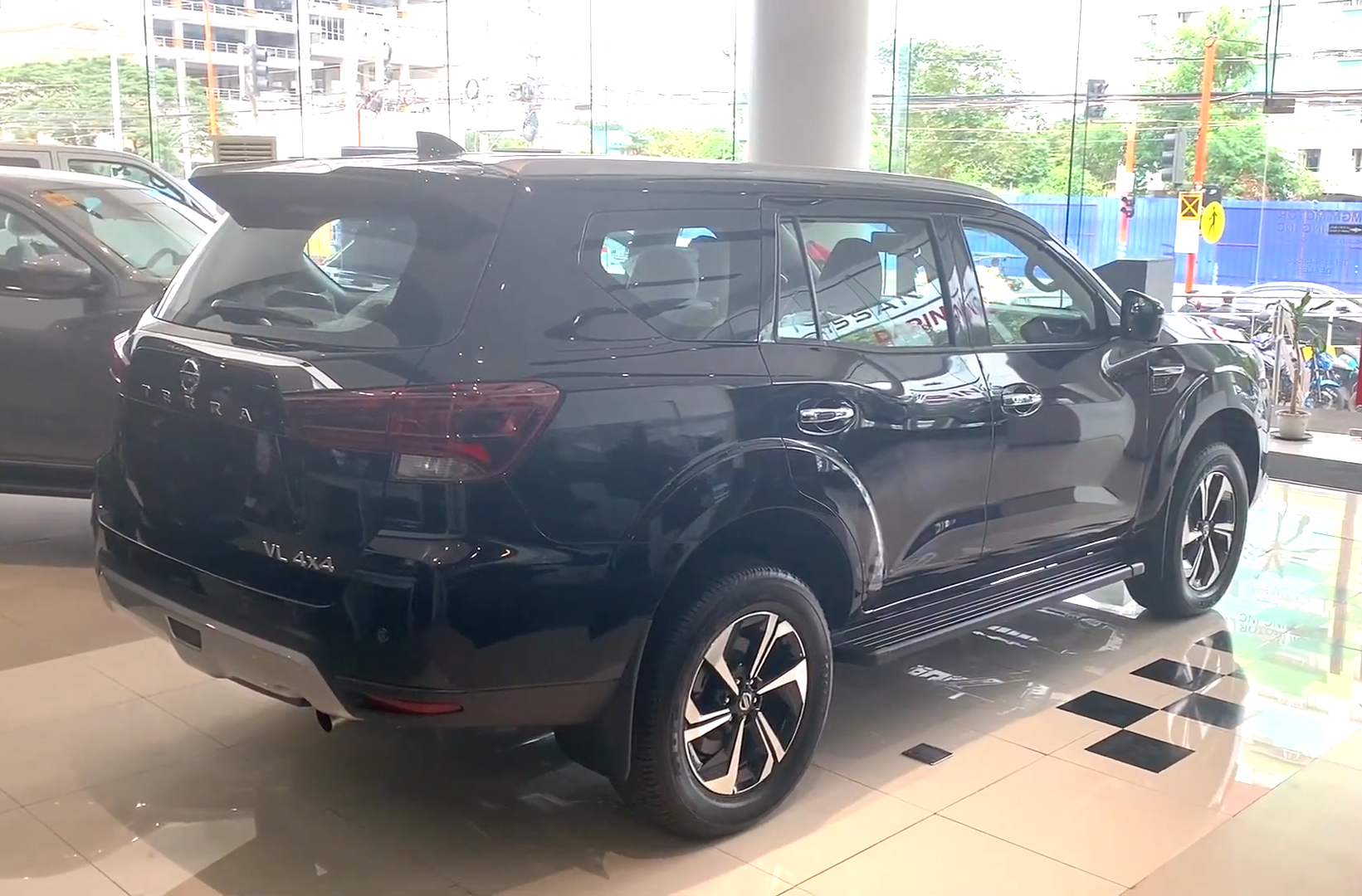 Used 1
                    NISSAN
                     for Sale Image