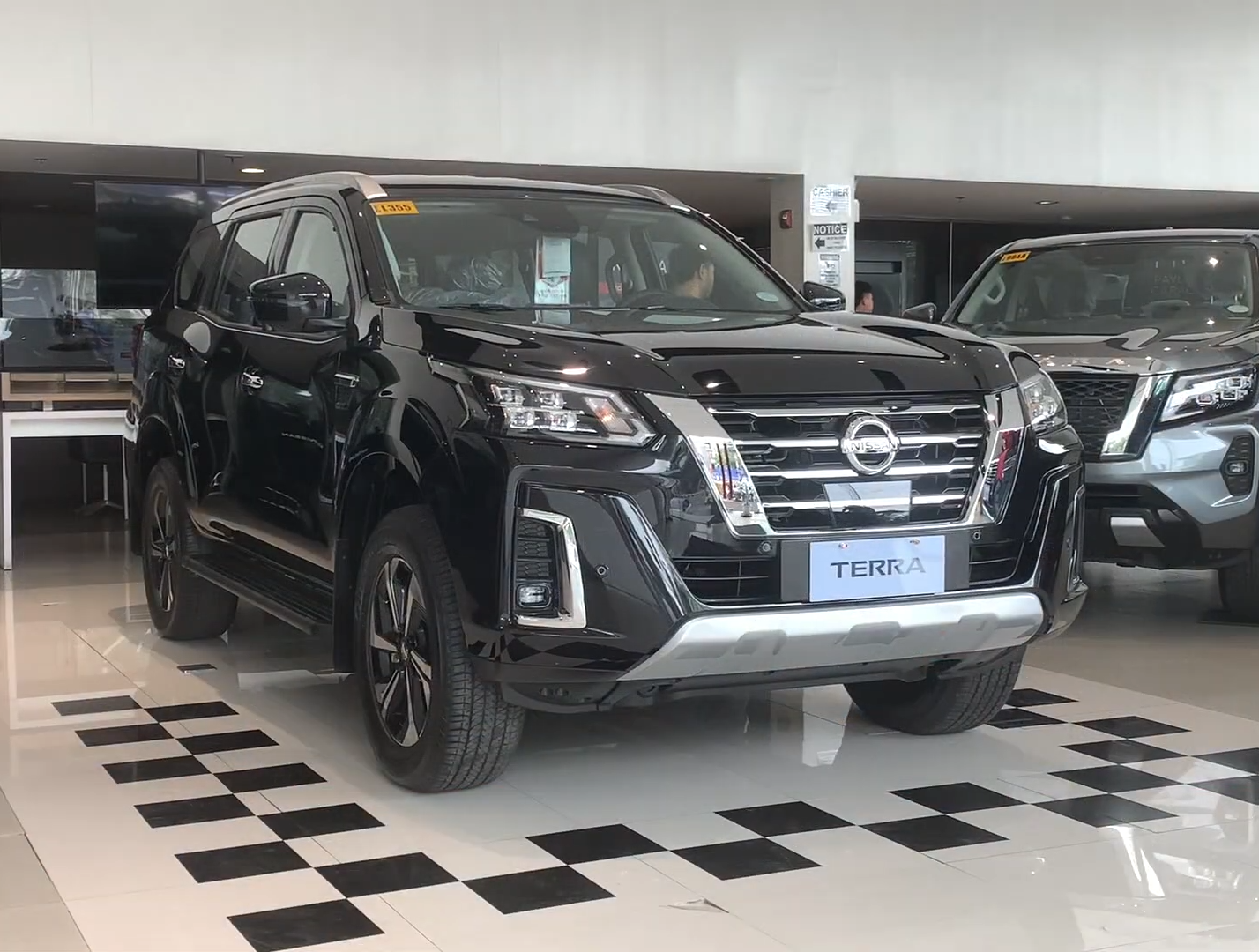 Used 1
                    NISSAN
                     for Sale Image