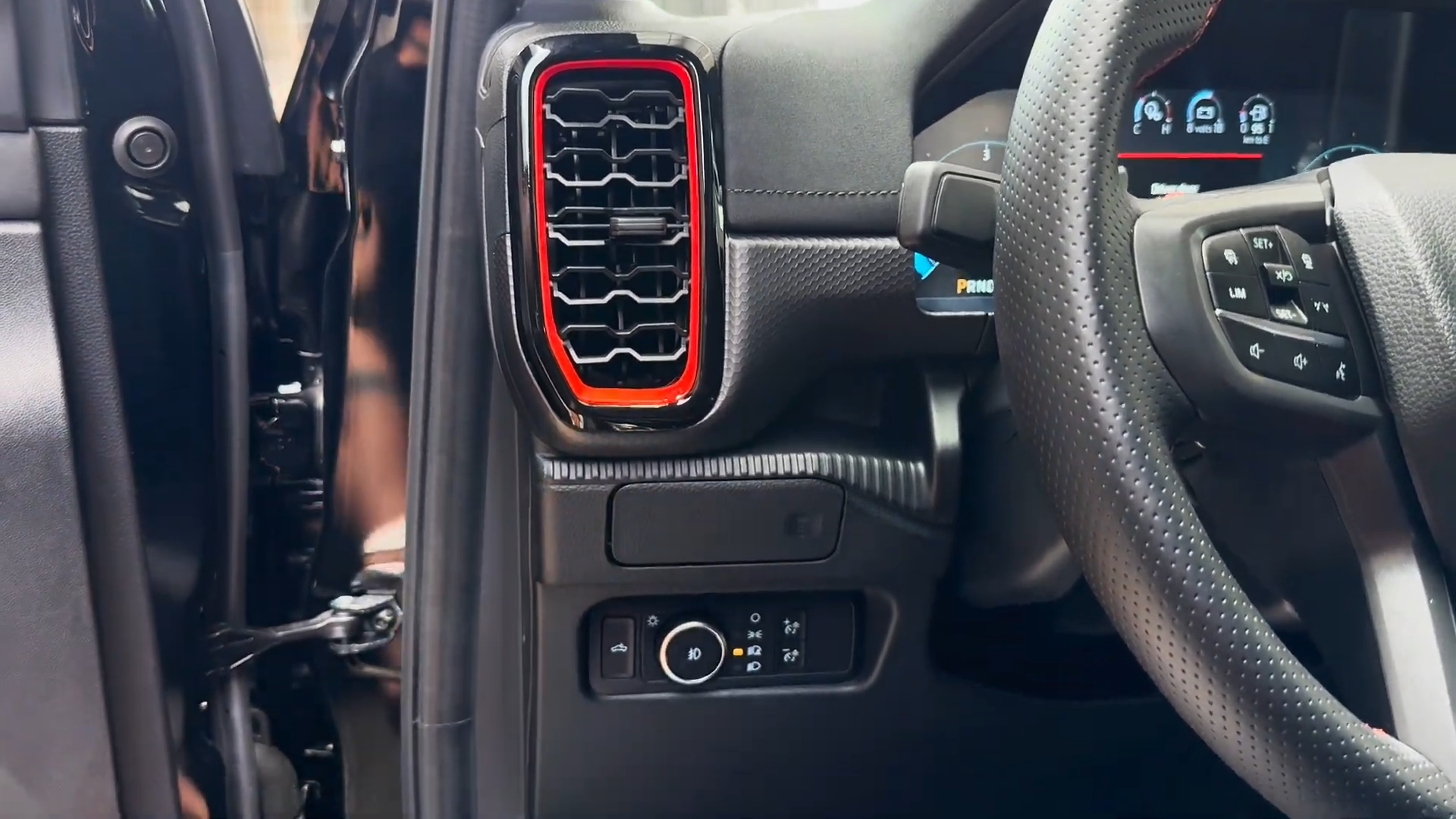 Used 1
                    FORD
                     for Sale Image