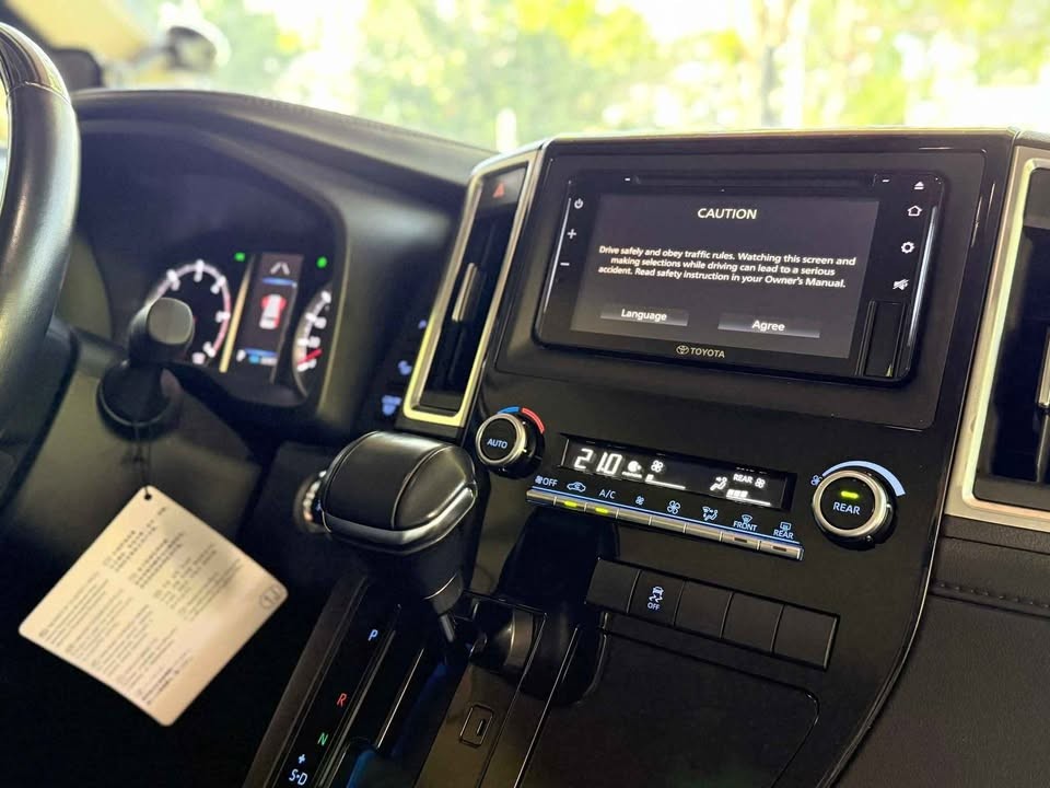 Used 1
                    TOYOTA
                     for Sale Image