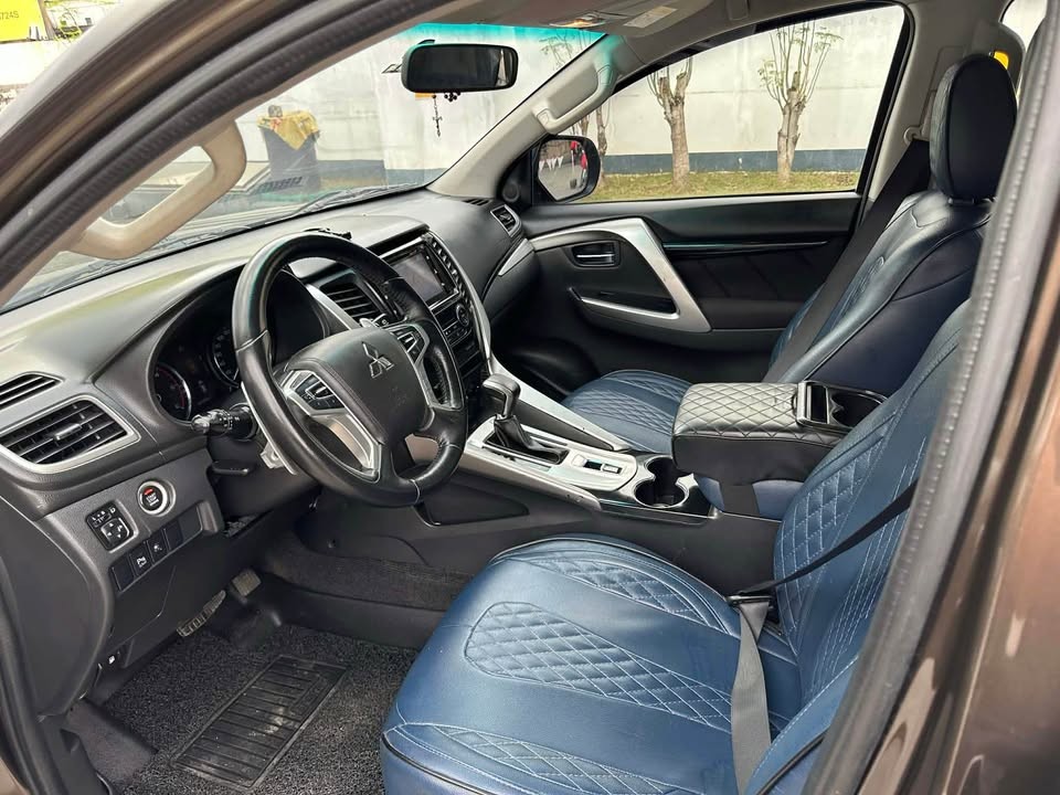 Used 1
                    MITSUBISHI
                     for Sale Image