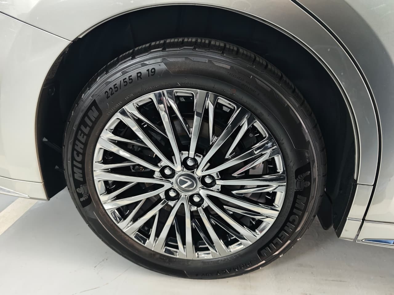 Used 1
                    LEXUS
                     for Sale Image